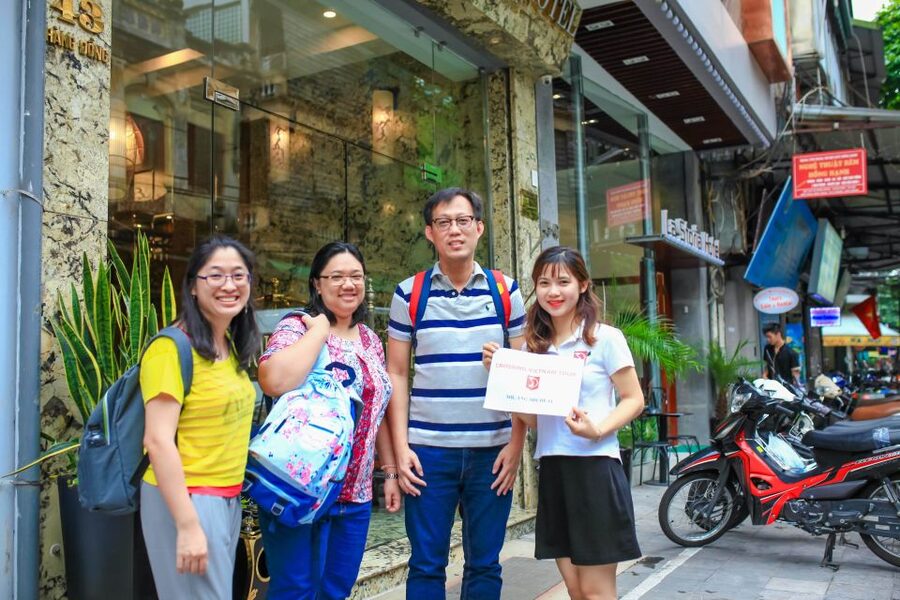 Hanoi Walking Street Food Tour & Cyclo Ride - What $25 gets you