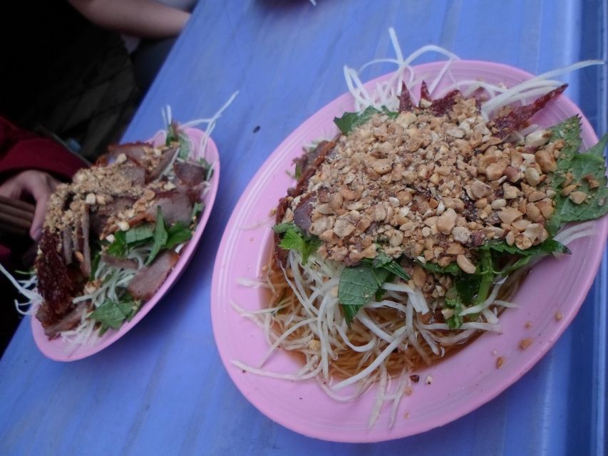 Hanoi: Walking Street Food Tour & Train Street w/Local Guide - The $27 price and what it buys you