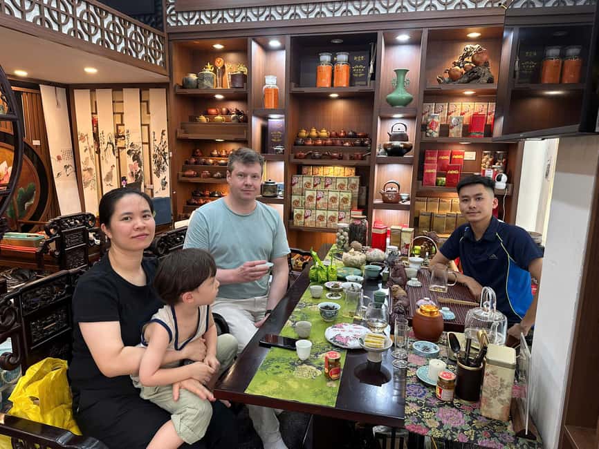 Hanoi Walking Street Food Tour with English speaking guide - Key points at a glance