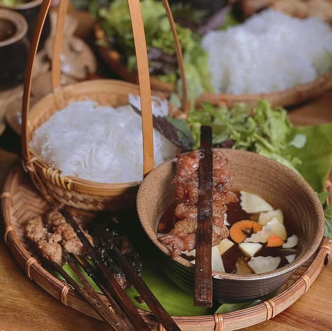 Hanoi Walking Street Food Tour with English speaking guide - Who will get the most from this walk