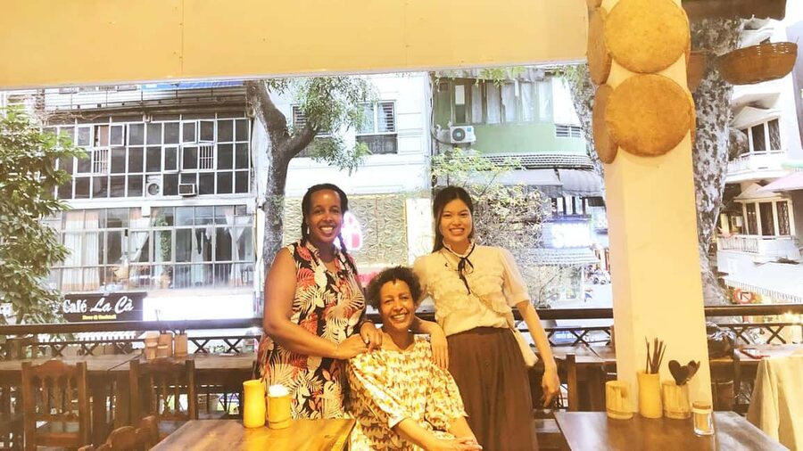 Hanoi Walking Street Food Tour with English speaking guide - Following Hanoi’s food trail on foot