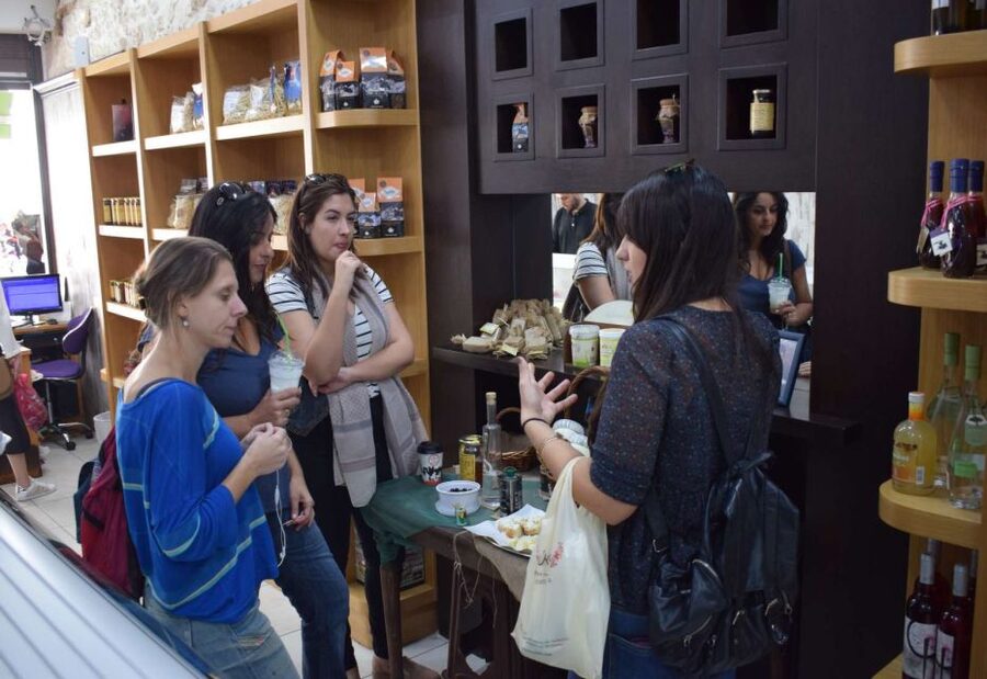 Heraklion: Gourmet Flavours Walking Tour - Key points to know before booking