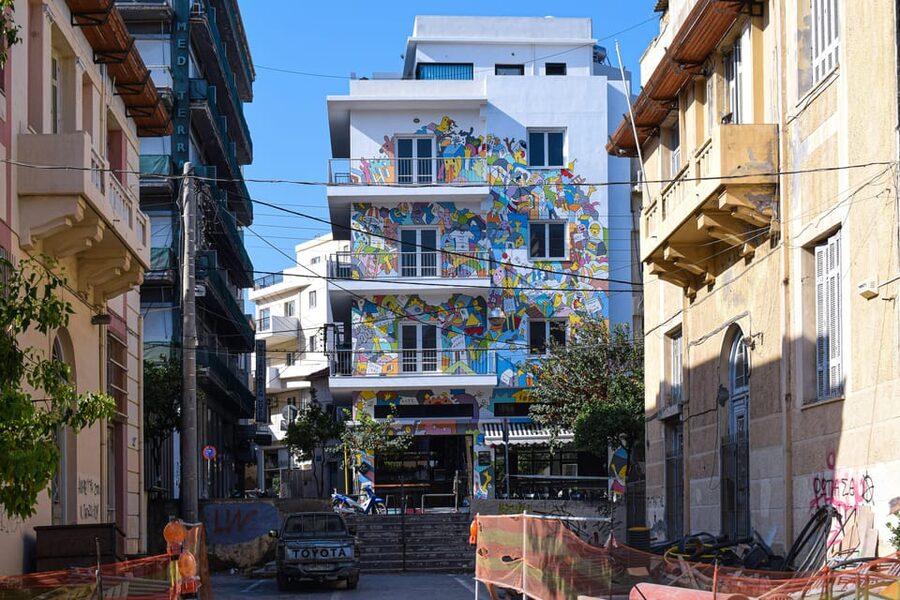 Heraklion Through Local Eyes – A Walking Experience - A quiet urban forest in the middle of the city