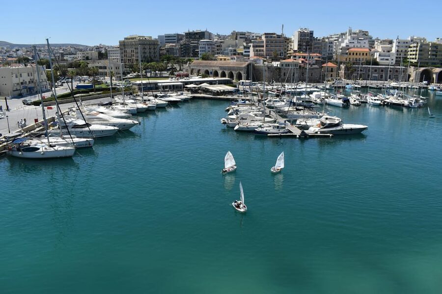 Heraklion Through Local Eyes – A Walking Experience - Walking the Venetian walls above Heraklion