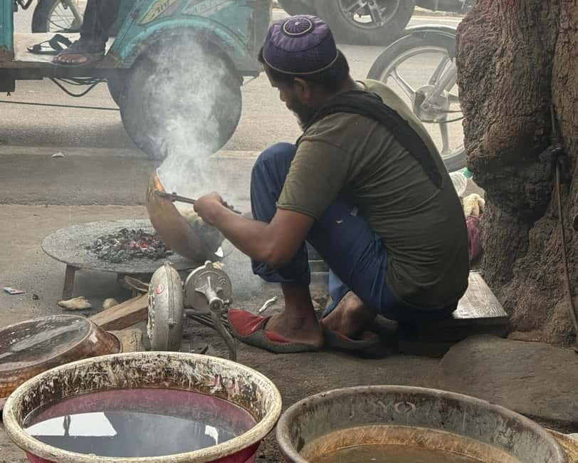 Heritage Walk & Street Food Tasting in Jaipur - Badi Chaupar and the flavor of the old market