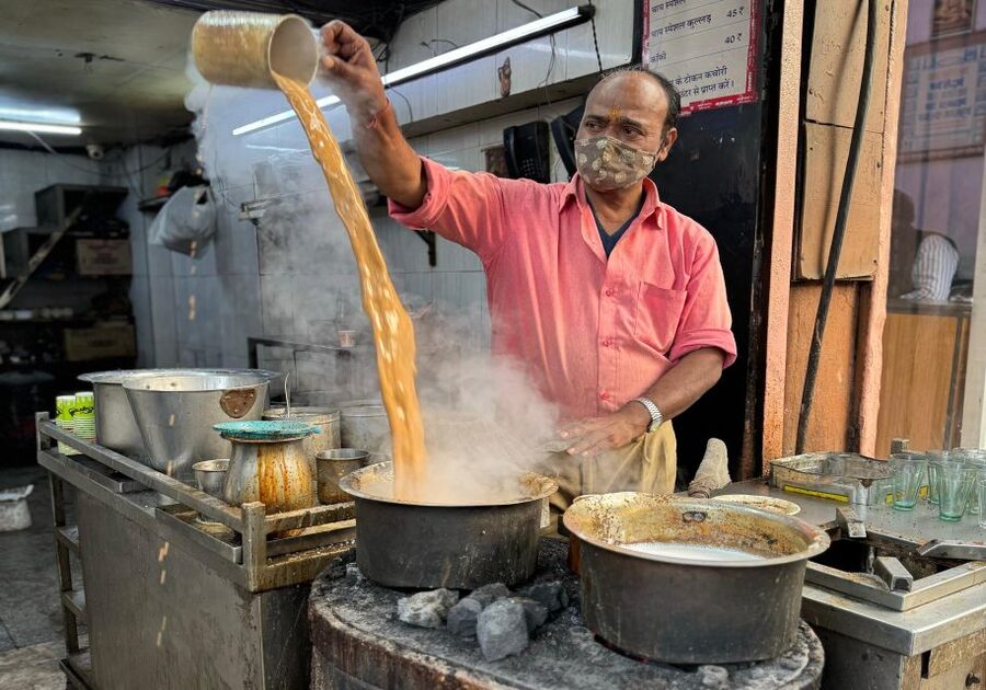Heritage Walk & Street Food Tasting in Jaipur - What the $21 price really covers