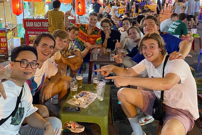 [Hi-end] Private Hanoi Street Food Tour With Real Foodie - Lunch at 11:30 or Dinner at 18:00