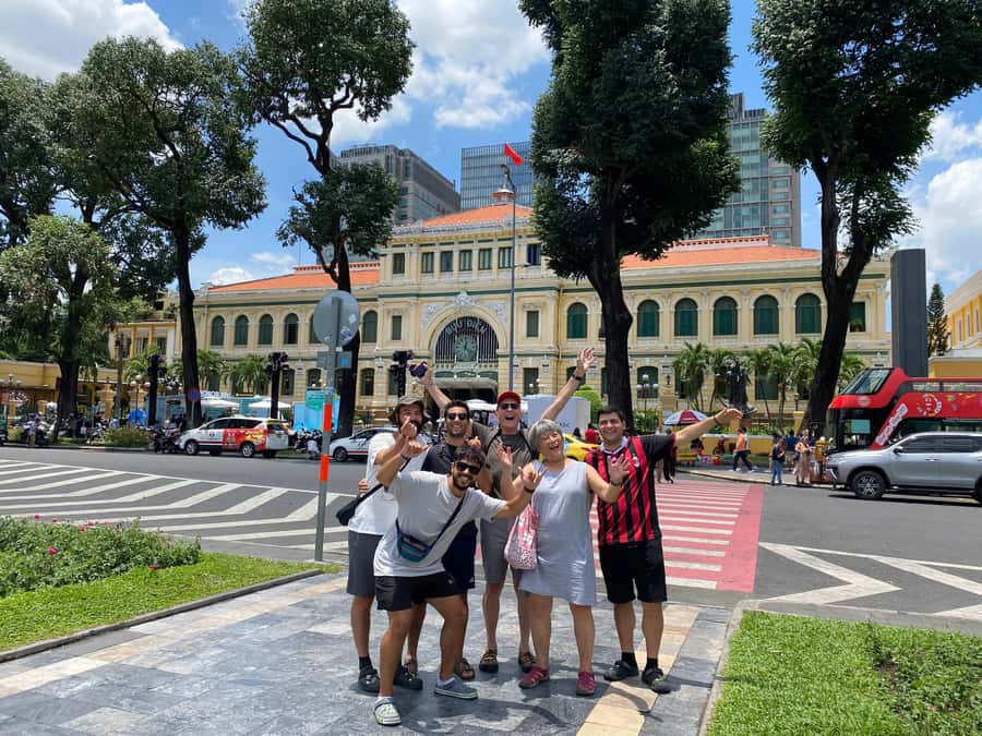 Ho Chi Minh City: Downtown Walking Tour with Local - Why this walk works well as a first look at Saigon