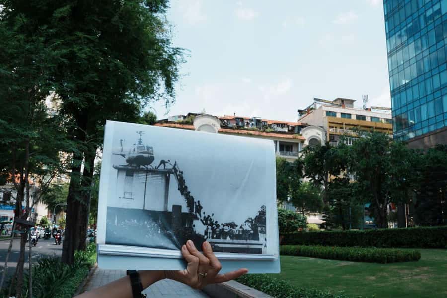 Ho Chi Minh City: Downtown Walking Tour with Local - Starting near Hai Ba Trung Street