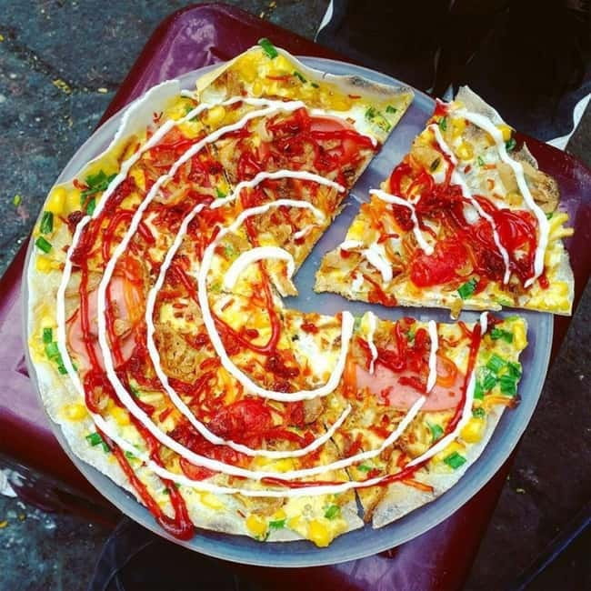 Ho Chi Minh City: Hidden Gems Street Food Walking Tour - Starting at the Thích Quảng Đức Memorial