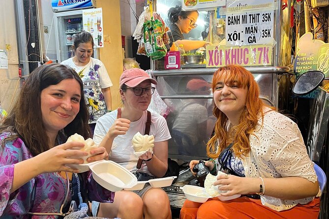 Ho Chi Minh City: Local Food Tour by Scooter with Vegan Option - Stop 4: Grilled sticky-rice banana at 378 Vo Van Tan