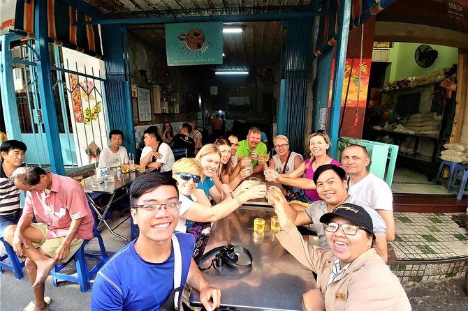 Ho Chi Minh city Street Food by scooter tour | female driver - Banh xeo, the Vietnamese pancake stop