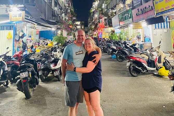 Ho Chi Minh City: Street Food & Sightseeing Tour with Local Guide - Key things to know before you book