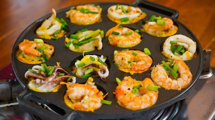 Ho Chi Minh City: Super Niche Walking Street Food Tour - Pickup in Districts 1, 3, and 4