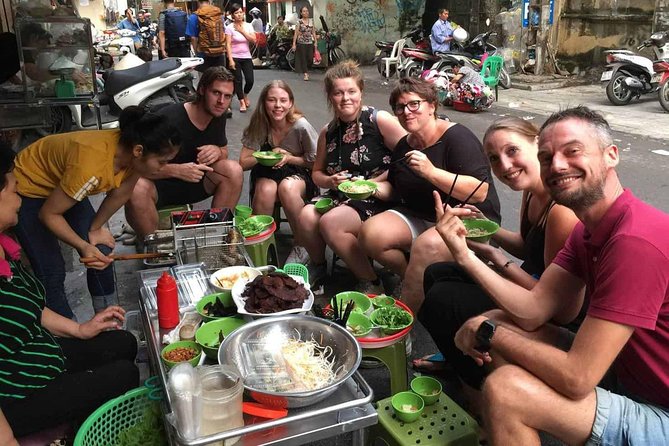 Ho Chi Minh Local Foodie Experience by Car (Private & All-Inclusive) - Ben Thanh Market for a local food look