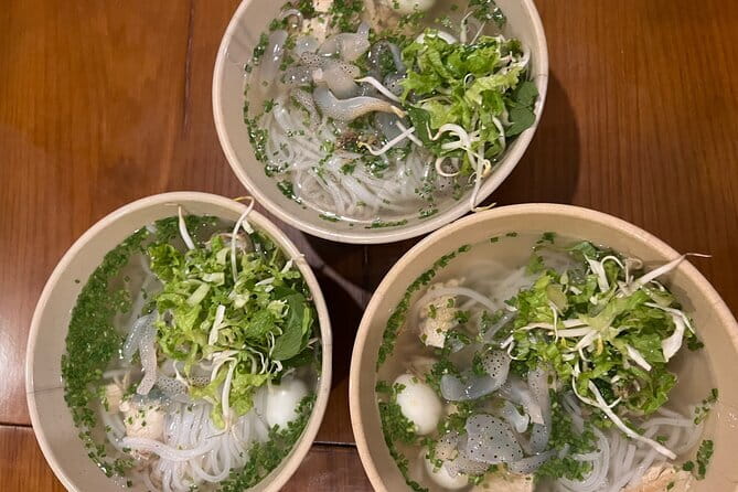Ho Chi Minh Street Food & City Sights with Local Female Guide - Why this tour works best early in your stay