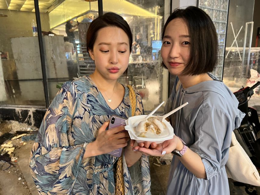 Ho Chi Minh: Street Food Experience in Saigon by Walking - Guide quality can shape the evening