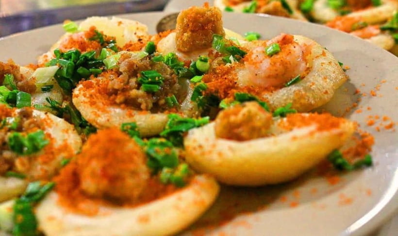 Ho Chi Minh: Street Food & Sightseeing Tour with Local Guide - Who should book this Ho Chi Minh City food tour?