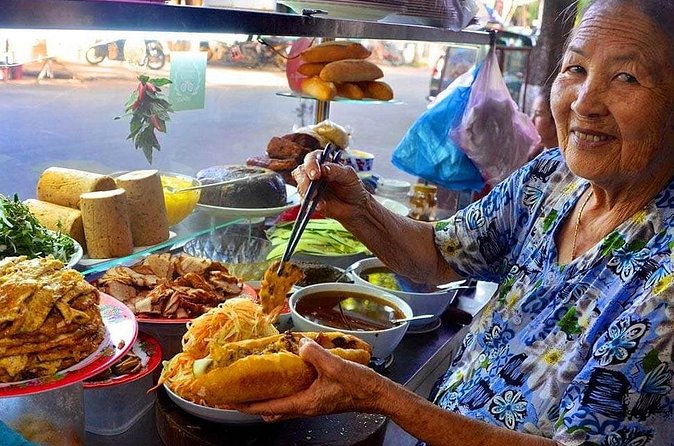 Hoi An Ancient Town - Night Market Street Food Walking Tours - A short river boat ride breaks up the walking
