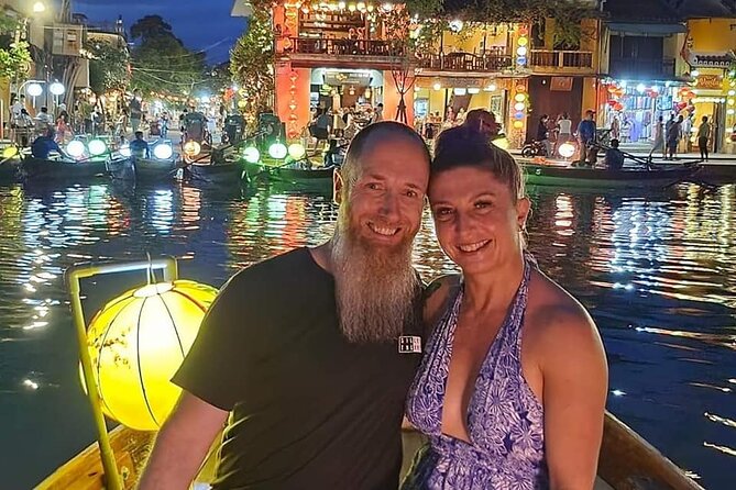 Hoi An City -Morning Walking or Afternoon Tour with Boat Ride - Shopping in the Central Market and Old Town Streets