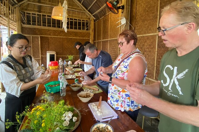 Hoi An Cooking Class - Traditional Chinese Dumpling - Steaming, frying, and eating your work