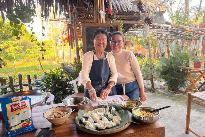 Hoi An Cooking Class - Traditional Chinese Dumpling - Making the dough and filling