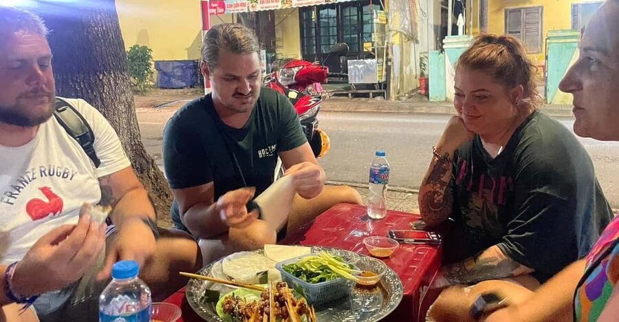 Hoi an food tour with 8 different street food tasting - Why this food walk works well in Hoi An