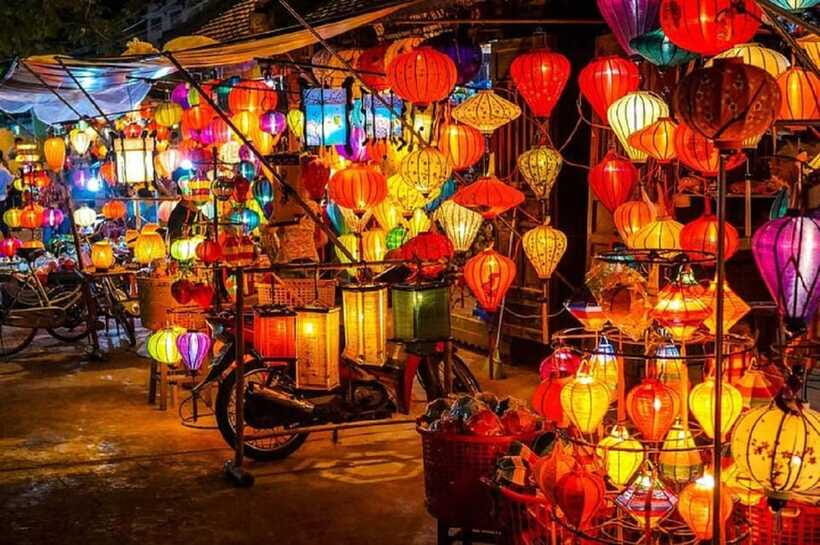 Hoi An Lantern Boat/Folk Song Games/Local Foods-Walking Tour - Private tour value at $4.01 per person