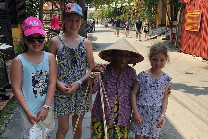 Hoi An Night Market with Hoi an walking Tour , Colourful Lanterns, Boat Ride - A practical start from Da Nang at 3 pm