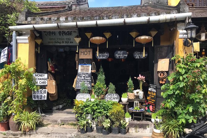 Hoi An Old Town and local Food - Guides Kim and Mr Thai shape the experience