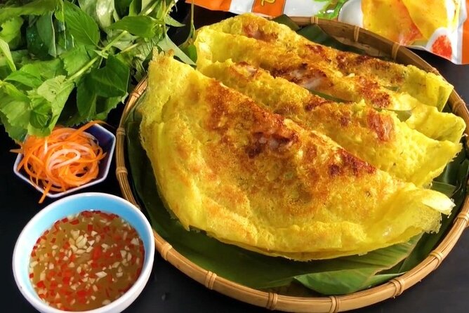 Hoi An Street Food Tour - Eat like a local - PRIVATE TOUR - Sizzling rice pancakes, barbecue, and the wrap and roll method