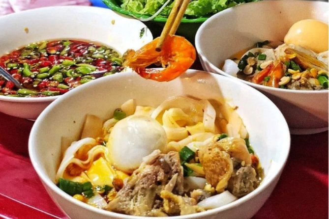 Hoi An Street Food Tour- The Real Taste Of Hoi An - Mr. Hai’s Quang noodles