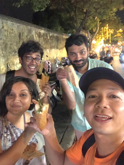 Hoi An Street Food Tour with Locals - Coffee, sweets, and a lighter finish