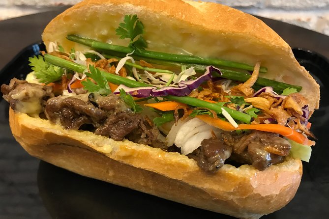 Hoi An Street Food Walking Tour with Tastings - Vegetarian and allergy planning