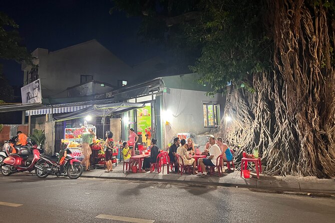 HOI AN Sunset Food Tour - Night Market - Lantern Streets - What $75 buys you