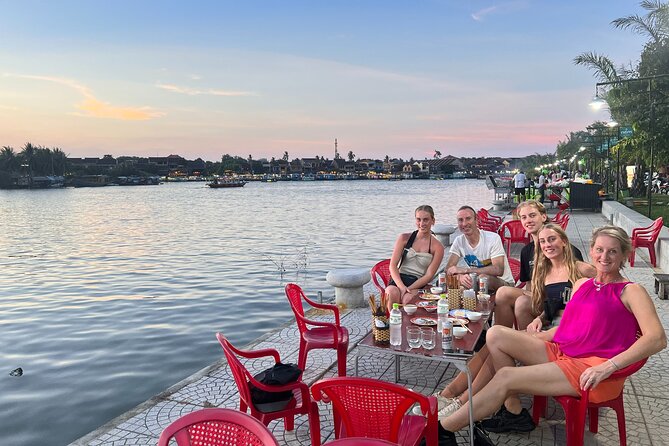 HOI AN Sunset Food Tour - Night Market - Lantern Streets - A private food walk through Hoi An Market