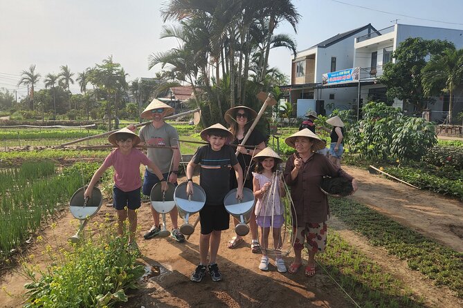 Hoi An Village Experience & Hoi An City Tour with Night Market - Why this tour works for families