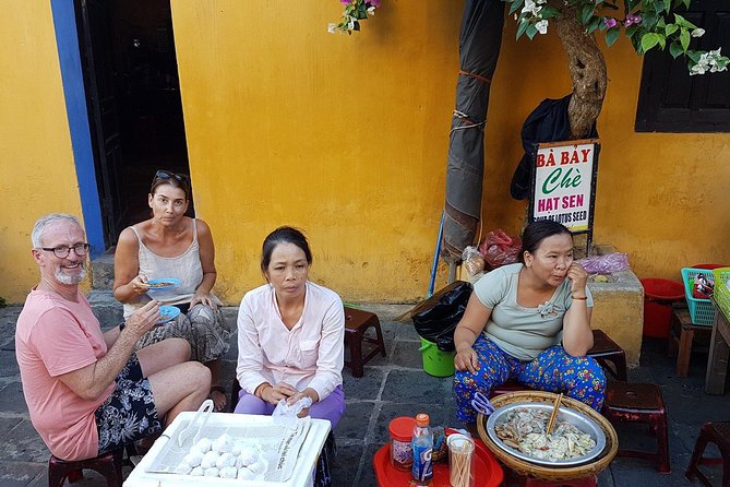 Hoi An Walking Street Food - Private Tour - Timing, weather, and practical comfort