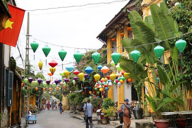 Hoi An Walking Tour with Night market, Colourful Lanterns,Boat Ride(PrivateTour) - The drive from Da Nang and the value of pickup