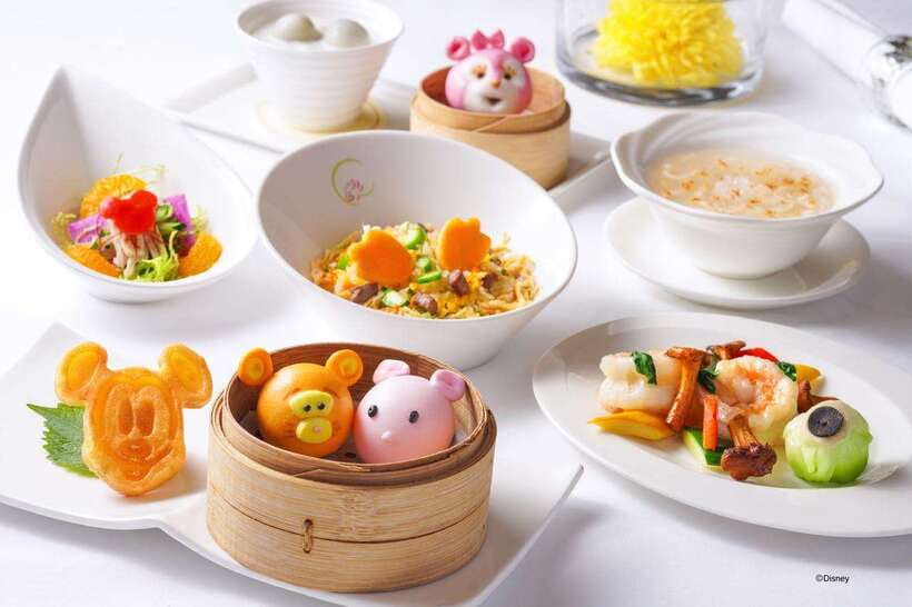 Hong Kong Disneyland Hotel: Disney Friends Dim Sum Lunch Set - Entering Crystal Lotus at Hong Kong Disneyland Hotel