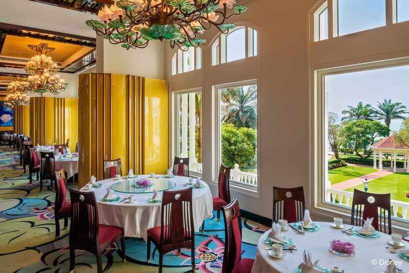 Hong Kong Disneyland Hotel: Disney Friends Dim Sum Lunch Set - Timing matters more than you might expect