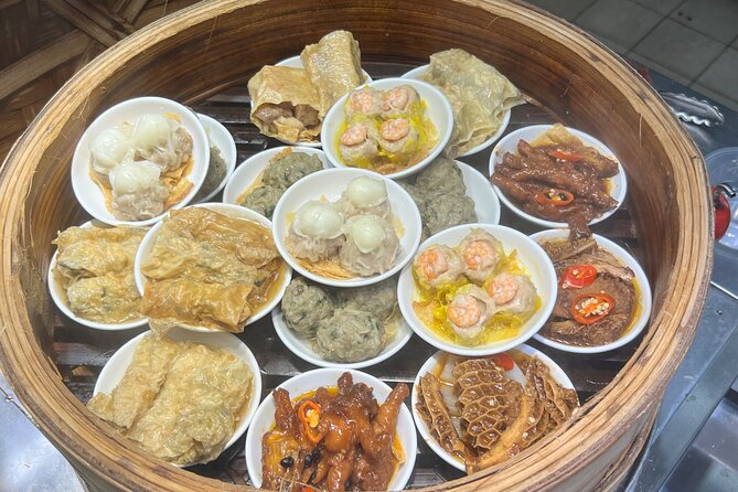 Hong Kong Private Food Tour with Michelin Street Food - Chan Yee Jai and Chinese herbal jelly