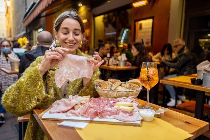 Horse ride, Olive Oil and local foods tasting in a Tuscan farm - How to taste the olive oil with Tuscan bread