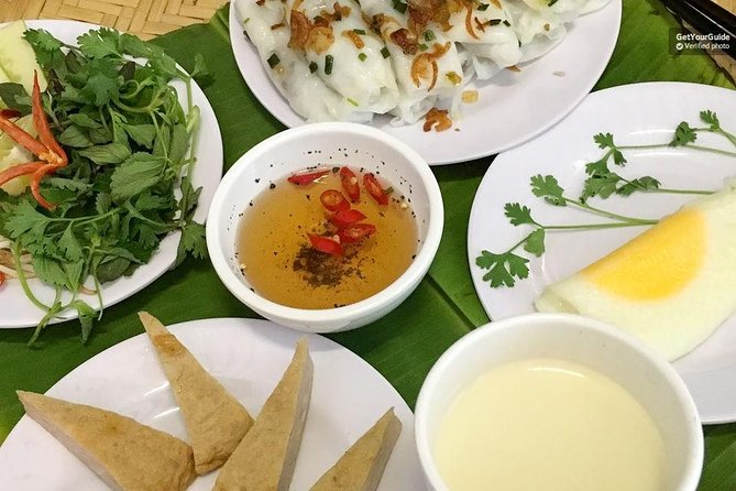 [HOT] Hanoi Old Quarter Walking Street Food - Small Group Tour - The Train Street option and its limits