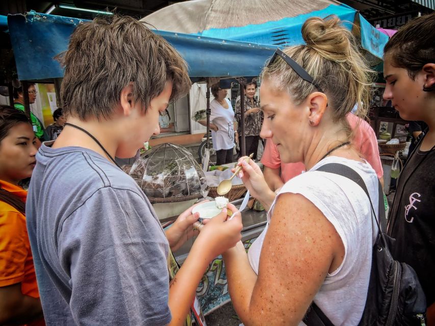 Hua Hin: Thai Street Food & Market Walking Tour - A breakfast that gets the food tour moving