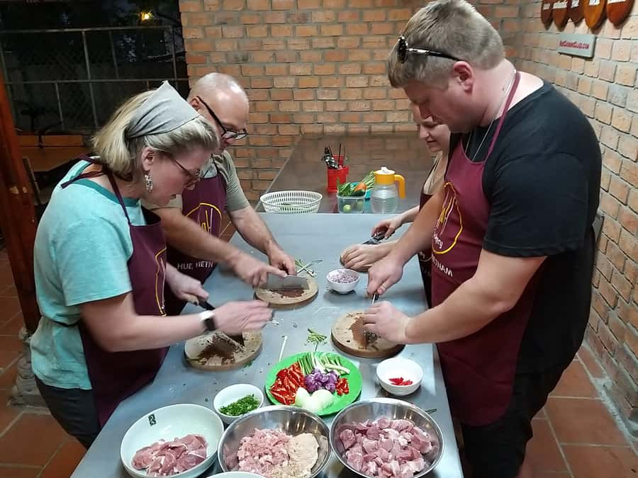 Hue Cooking Class with local-Visit market, cook local food - Timing, group size, and practical limits