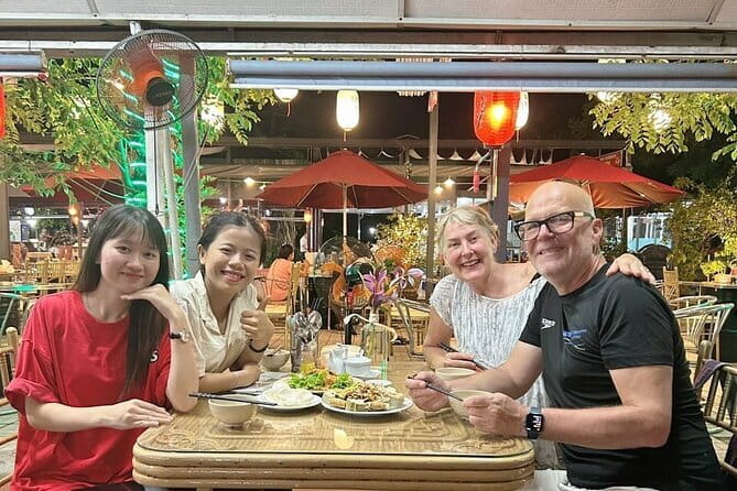 Hue Night Tour: Cyclo, Street Food & Folk Music on Perfume River - Why this Hue evening works so well