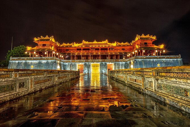 Hue Night Walking And Street Food Tour - What the $30 price covers