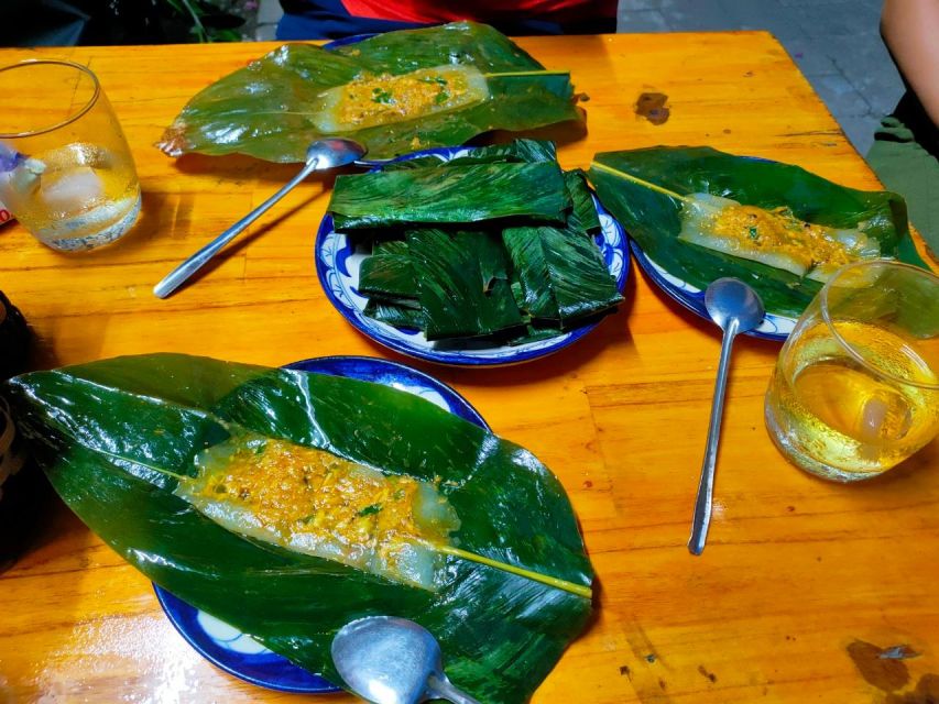 Hue Walking Street Food Tour - Banh khoai offers a crisp change
