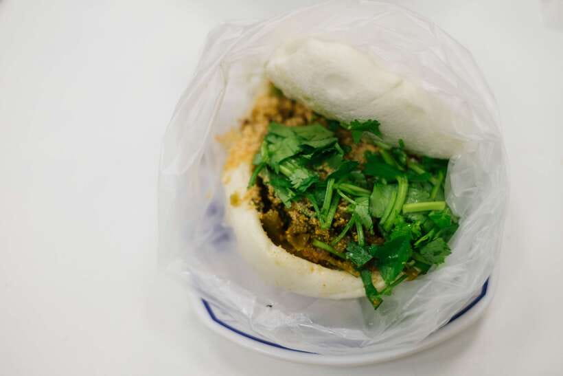 Iconic Food Tour: Local Street Food, Drinks & Sites - Boba, Icy Treats, and Taiwan’s Love of Texture